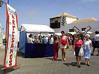 Plaza de los Artesanos en el Mercadillo de Teguise